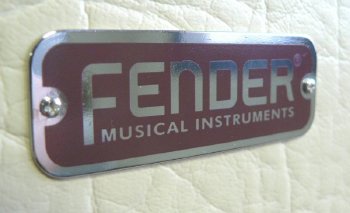 Logo Fender